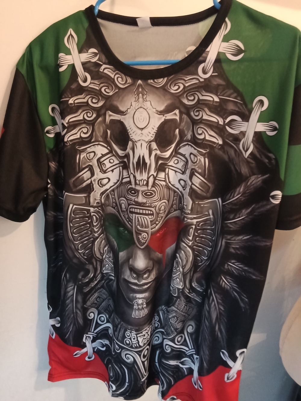 Graphic Tribal Skull Print Men’s Shirt in Black & Green